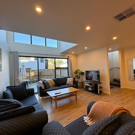 No Party Allowed, Entire Brand New 3 Bedroom Townhouse, Free Unlimited Fibre Wifi And Free Parking ウェリントン エクステリア 写真