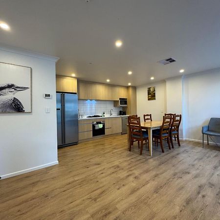 No Party Allowed, Entire Brand New 3 Bedroom Townhouse, Free Unlimited Fibre Wifi And Free Parking ウェリントン エクステリア 写真