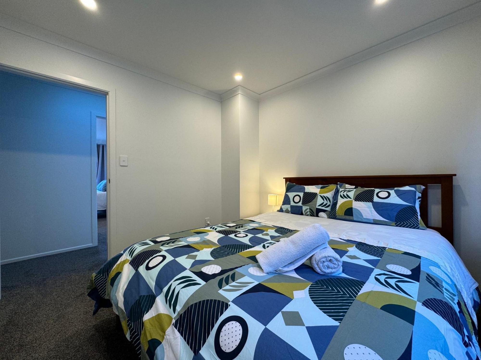 No Party Allowed, Entire Brand New 3 Bedroom Townhouse, Free Unlimited Fibre Wifi And Free Parking ウェリントン エクステリア 写真