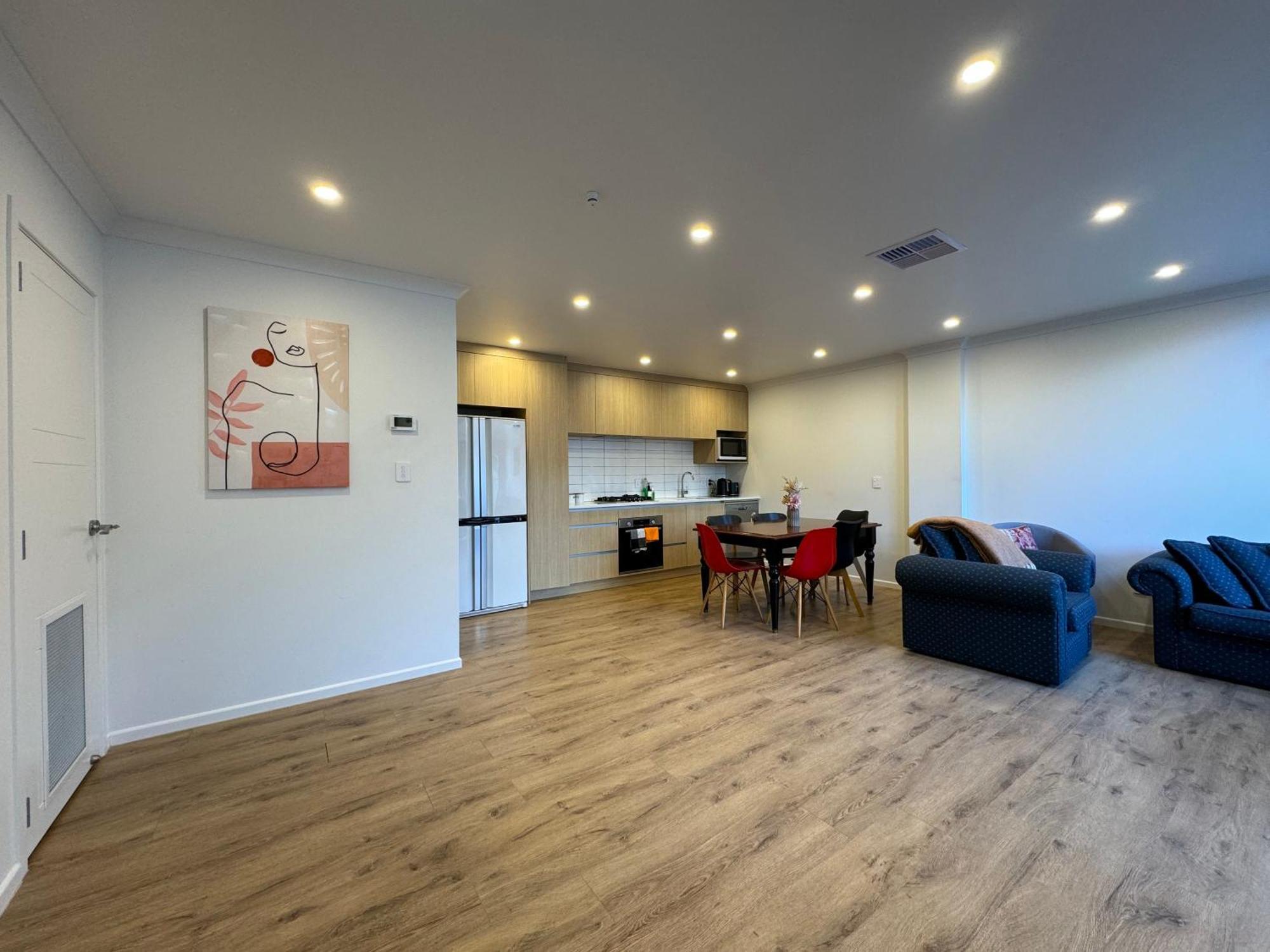 No Party Allowed, Entire Brand New 3 Bedroom Townhouse, Free Unlimited Fibre Wifi And Free Parking ウェリントン エクステリア 写真