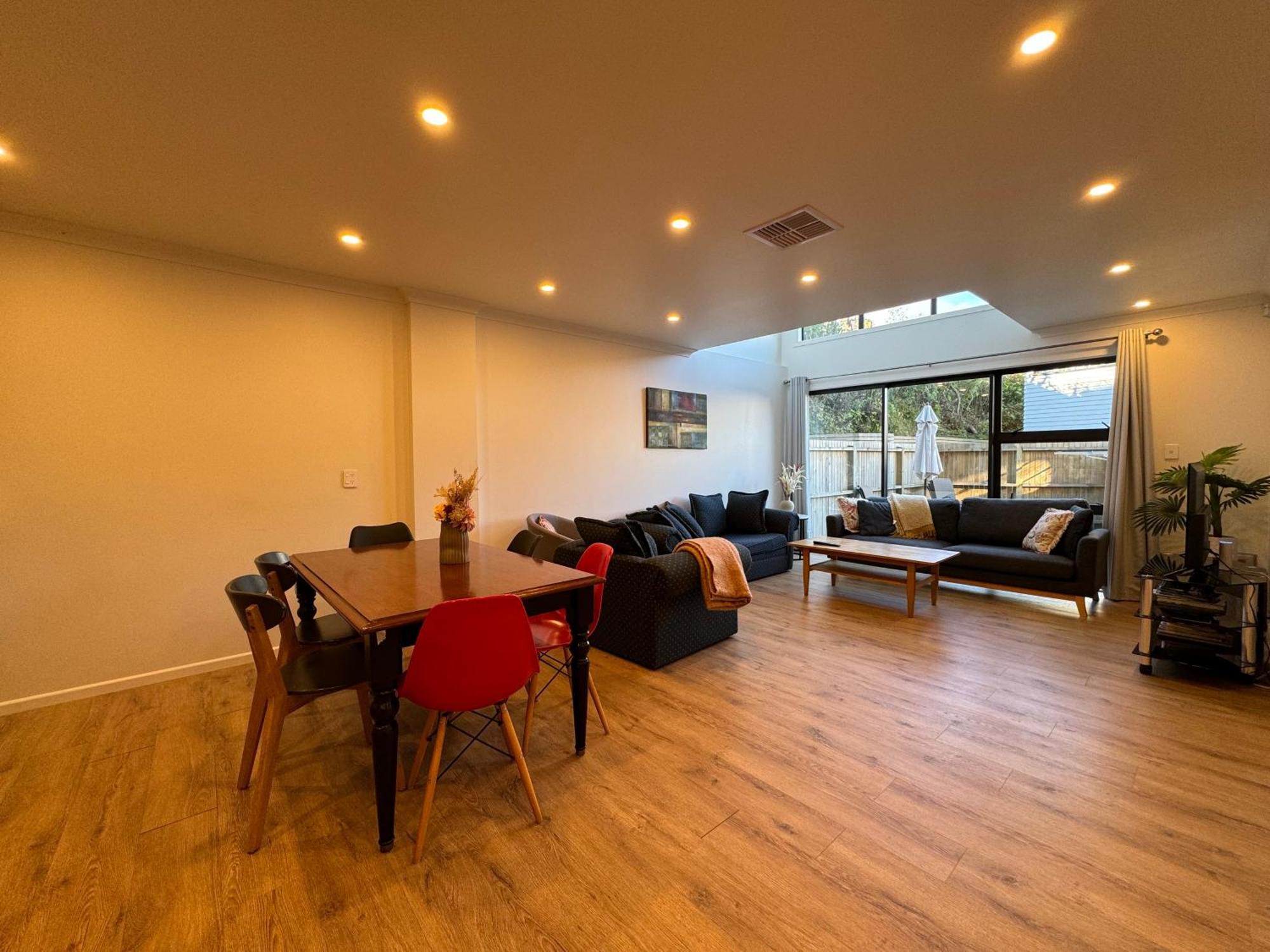 No Party Allowed, Entire Brand New 3 Bedroom Townhouse, Free Unlimited Fibre Wifi And Free Parking ウェリントン エクステリア 写真