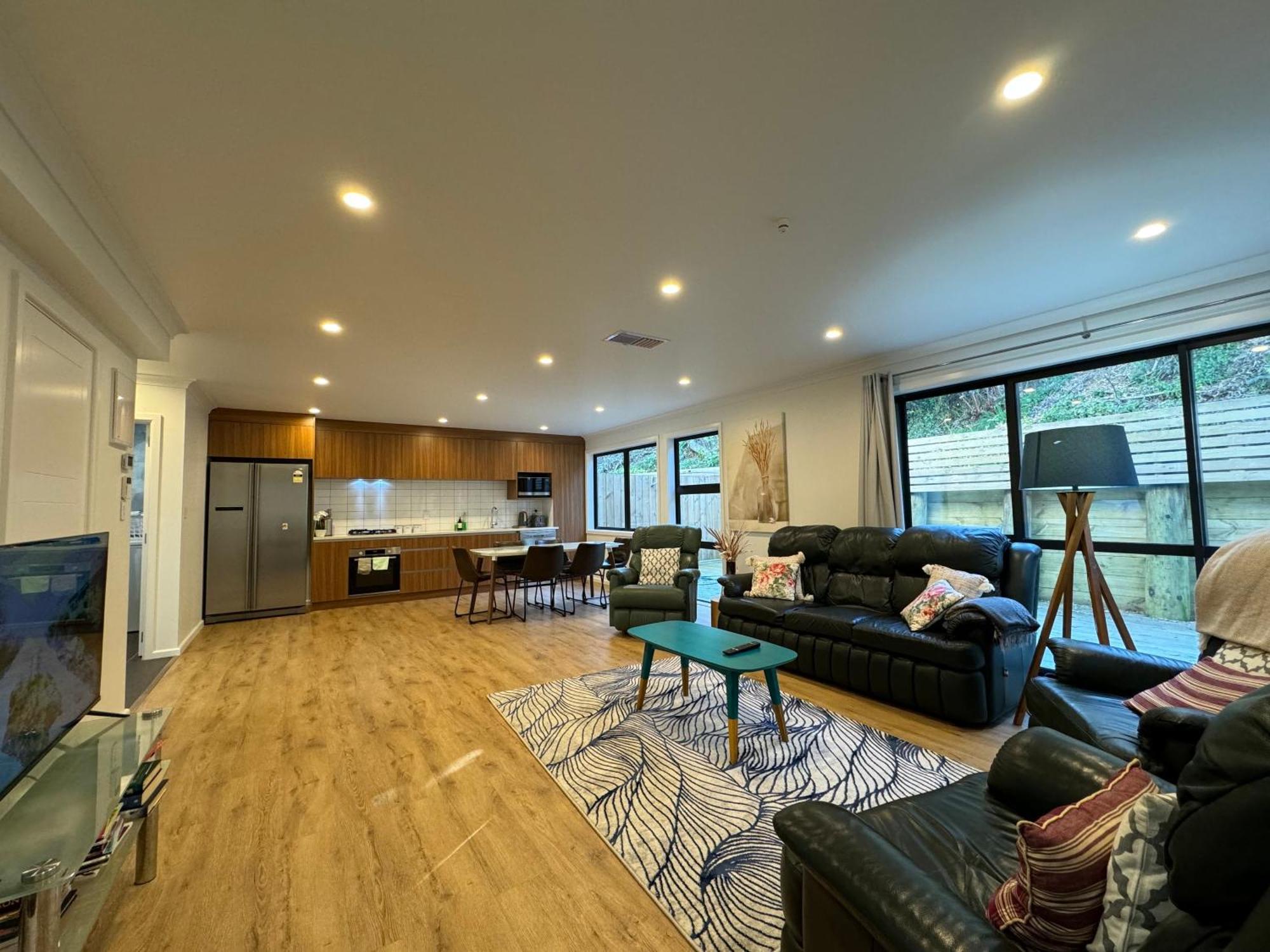 No Party Allowed, Entire Brand New 3 Bedroom Townhouse, Free Unlimited Fibre Wifi And Free Parking ウェリントン エクステリア 写真