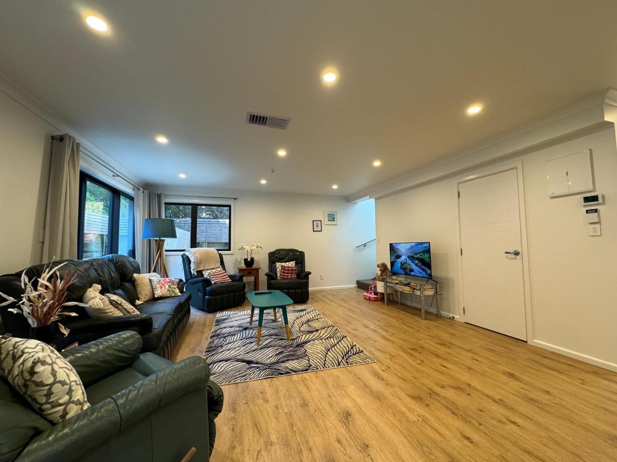 No Party Allowed, Entire Brand New 3 Bedroom Townhouse, Free Unlimited Fibre Wifi And Free Parking ウェリントン エクステリア 写真