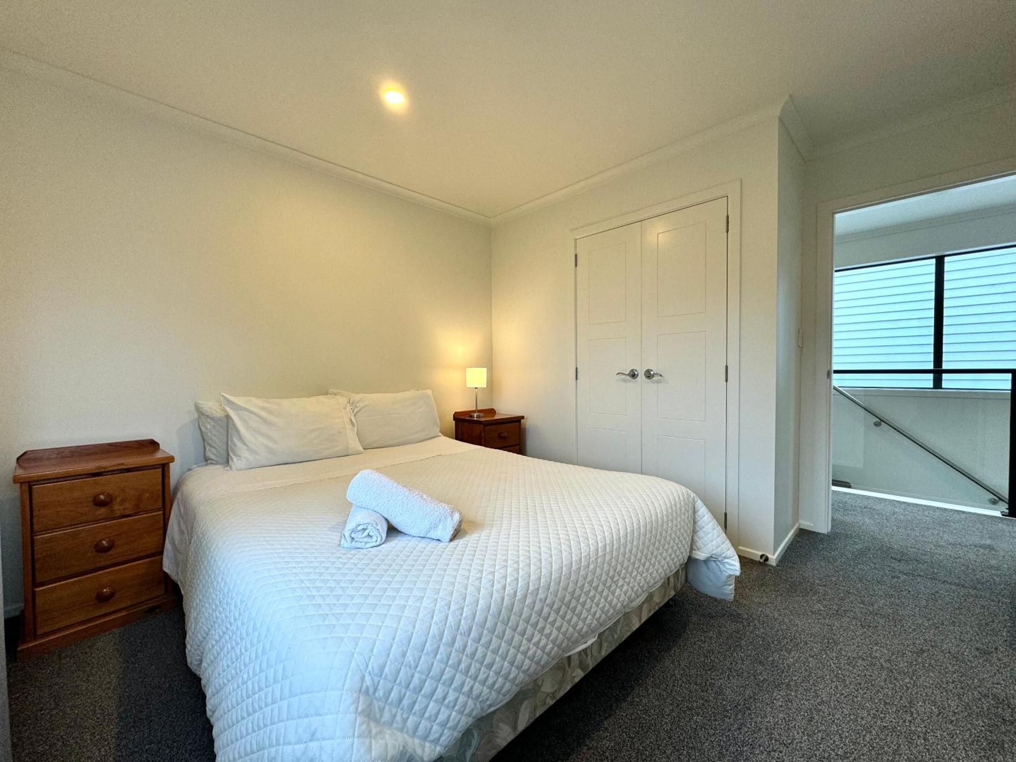 No Party Allowed, Entire Brand New 3 Bedroom Townhouse, Free Unlimited Fibre Wifi And Free Parking ウェリントン エクステリア 写真