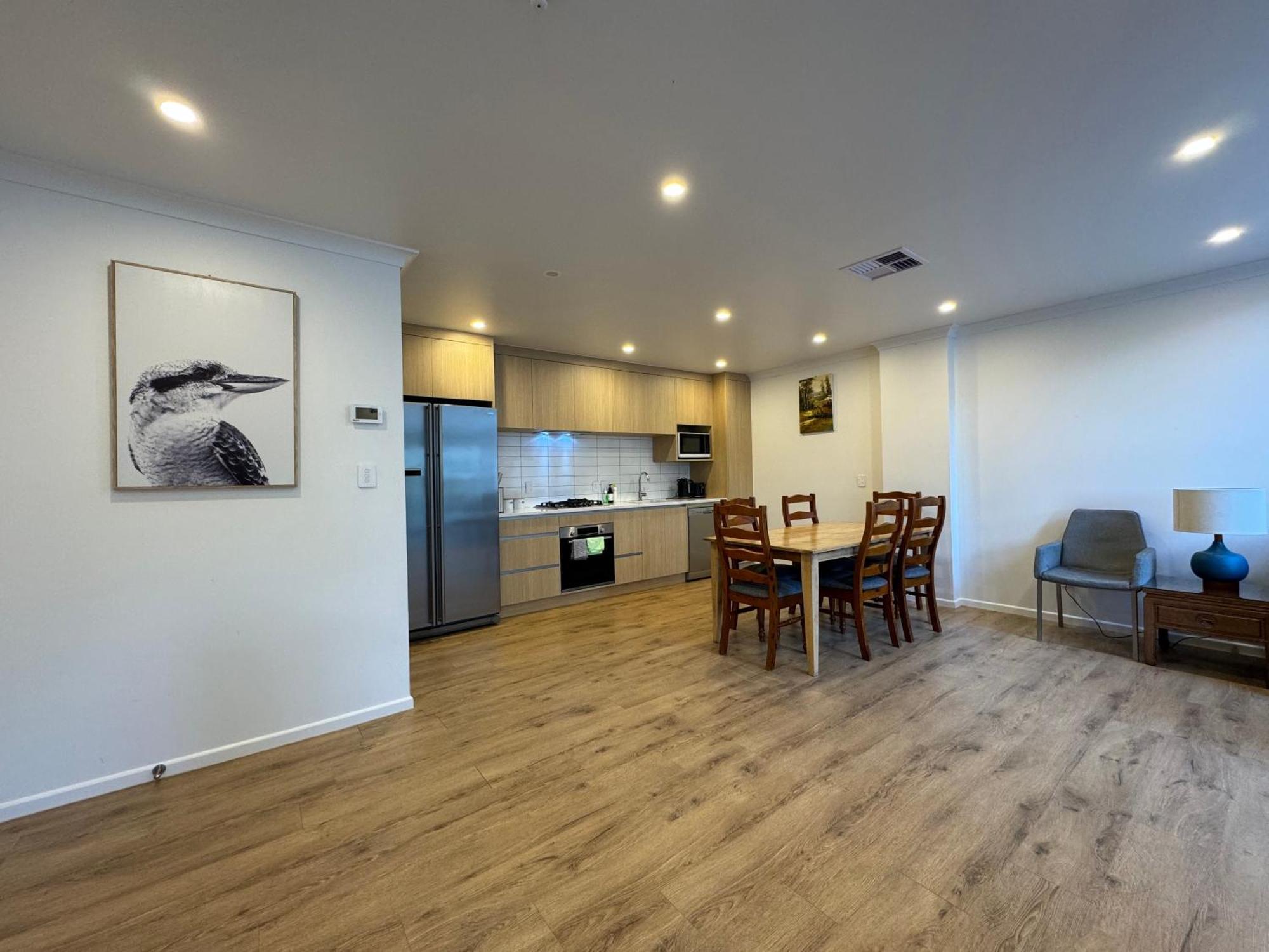 No Party Allowed, Entire Brand New 3 Bedroom Townhouse, Free Unlimited Fibre Wifi And Free Parking ウェリントン エクステリア 写真