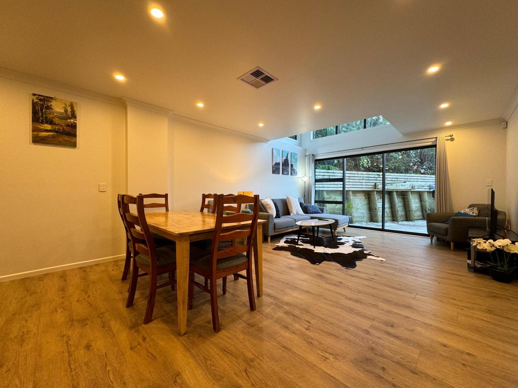 No Party Allowed, Entire Brand New 3 Bedroom Townhouse, Free Unlimited Fibre Wifi And Free Parking ウェリントン エクステリア 写真